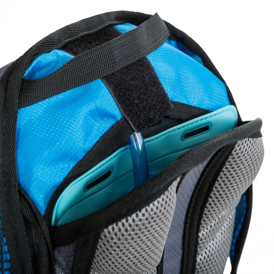 Mirror 15 Litre Cycling Hydration Backpack in Blue - Image 5